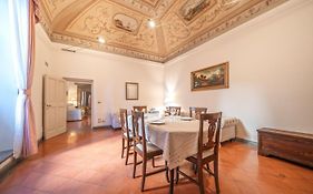 Raffaello - M&M Holiday House